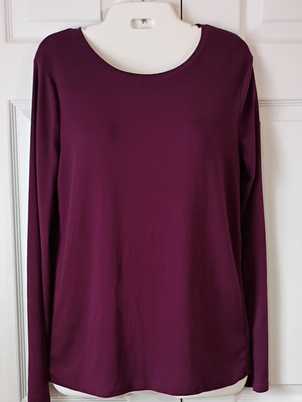 Merona Women's Long Sleeve Scoop Neck Tee - Plum Wine Size L